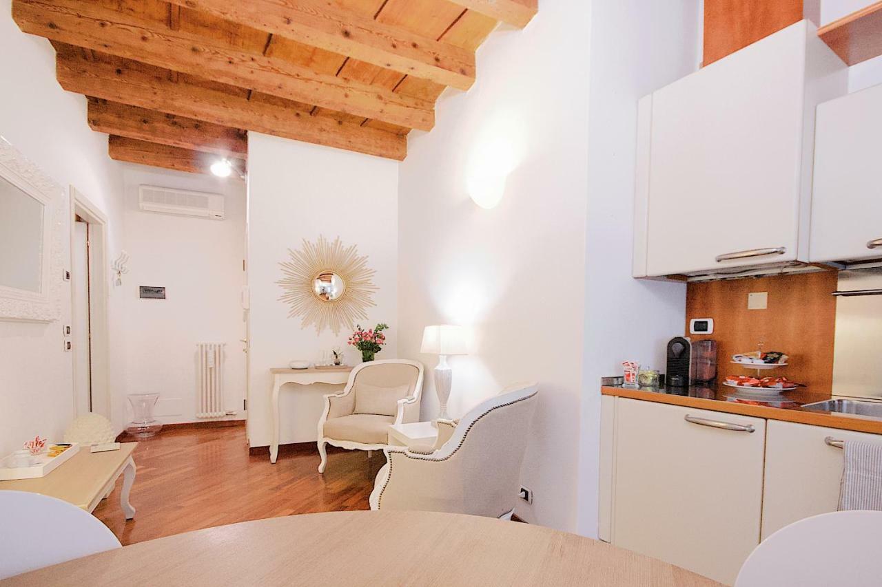Casa Bonifacio Apartment Verona Bagian luar foto